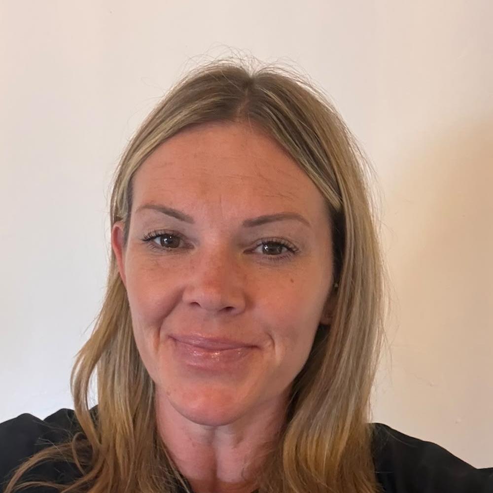 Jade, physiotherapist and APPI instructor at AnyBody Clinic
